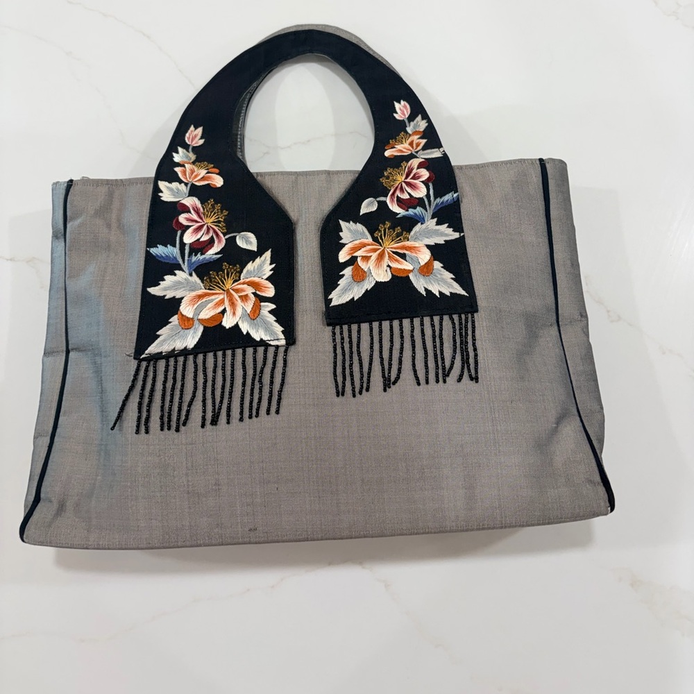 Gray purse with Embroidered Floral and beaded Handles - Picture 2 of 5
